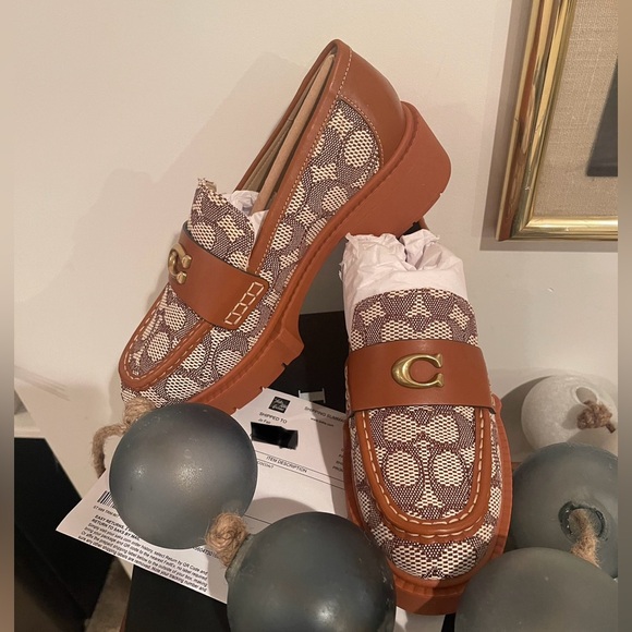 NIB Coach Leah Textured Monogram Jacquard LugSole Loafers - Picture 1 of 14